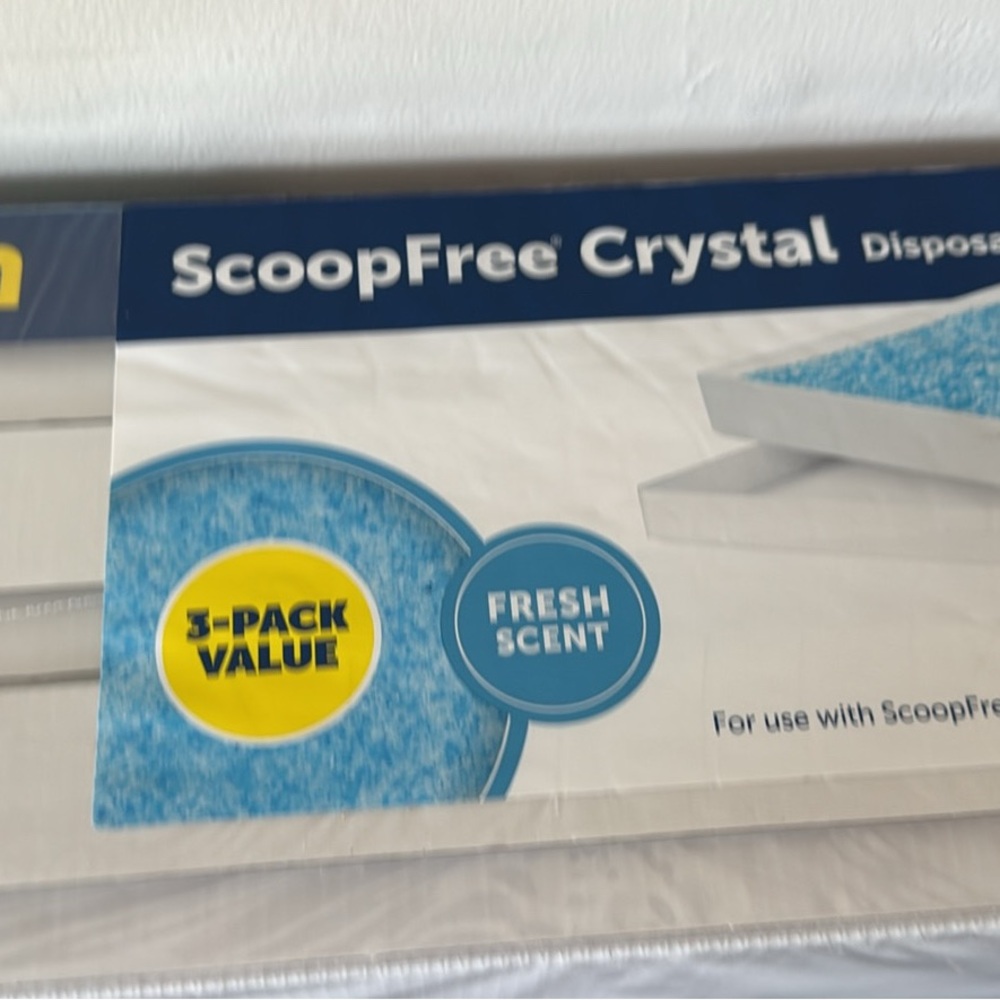 PetSafe ScoopFree Crystal Litter Tray - Blue and Yellow - Picture 2 of 5